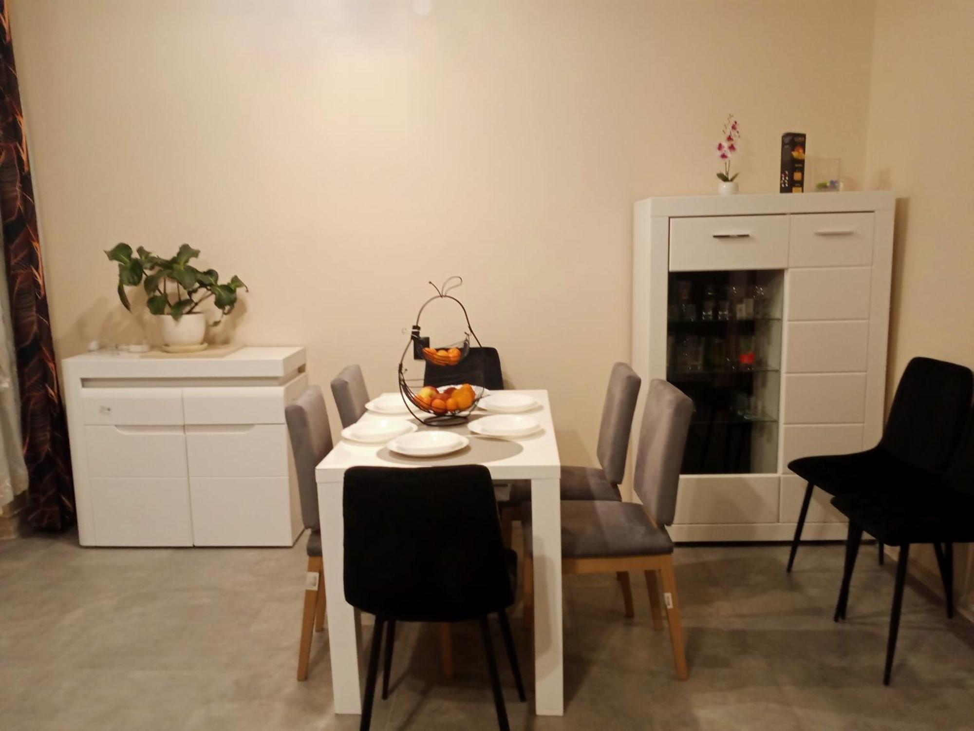 Uroczy Apartament Cracovia Esterno foto