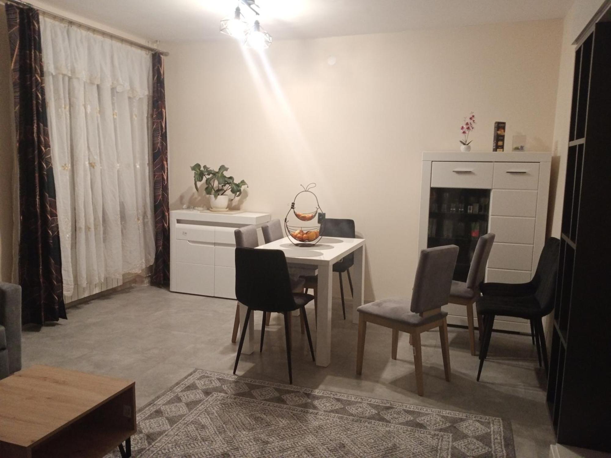 Uroczy Apartament Cracovia Esterno foto